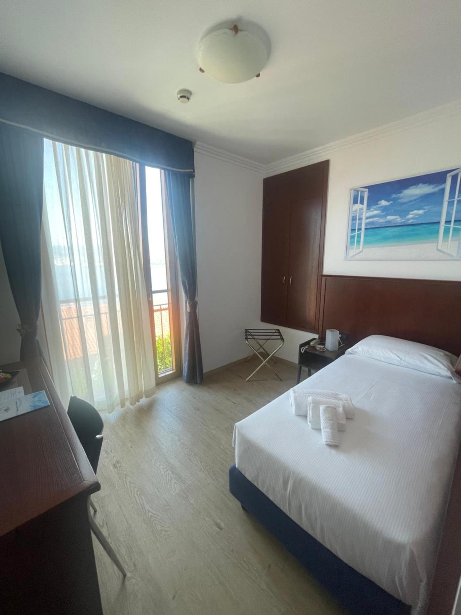 Panorama Hotel Muggia Exterior photo